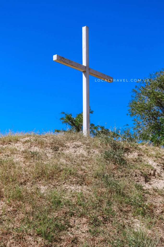 Памятный крест в Васильевке